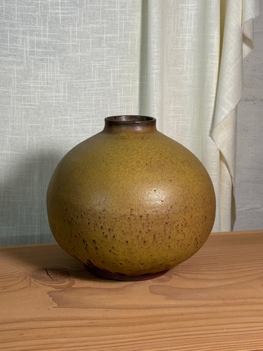 Unique vase 18